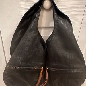 Leather Sondra Robert’s handbag